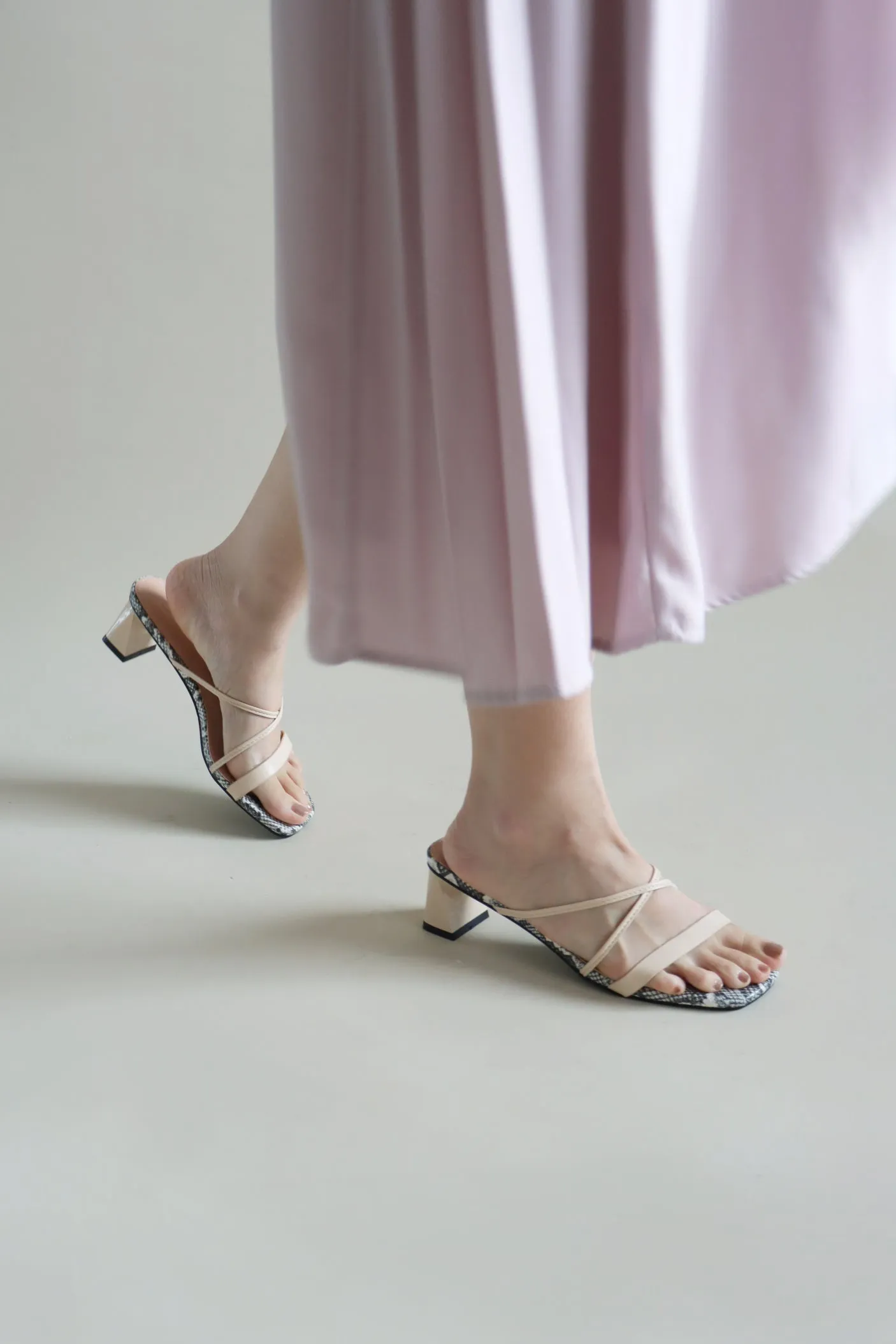 Anna Criss Cross Heels (Beige)