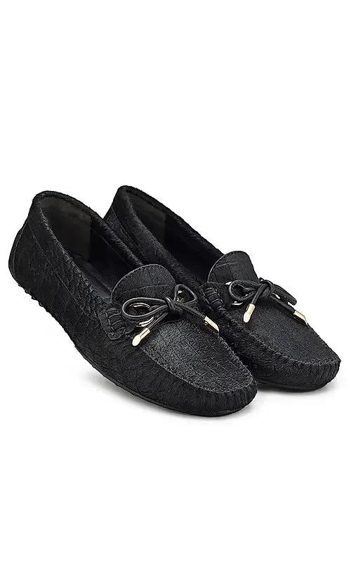 Black Moccasins With Bow Detail