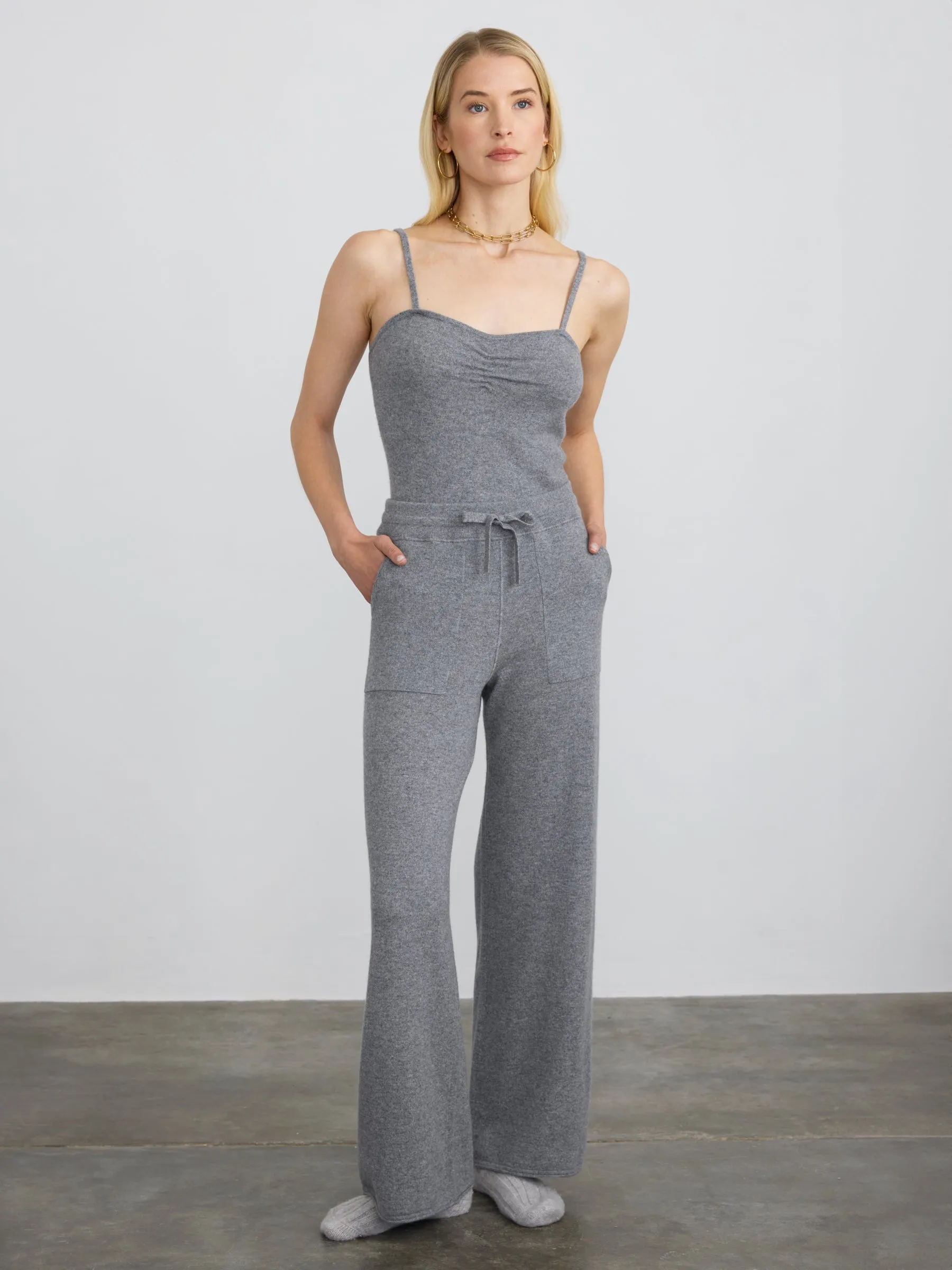 CASHMERE SWEATS