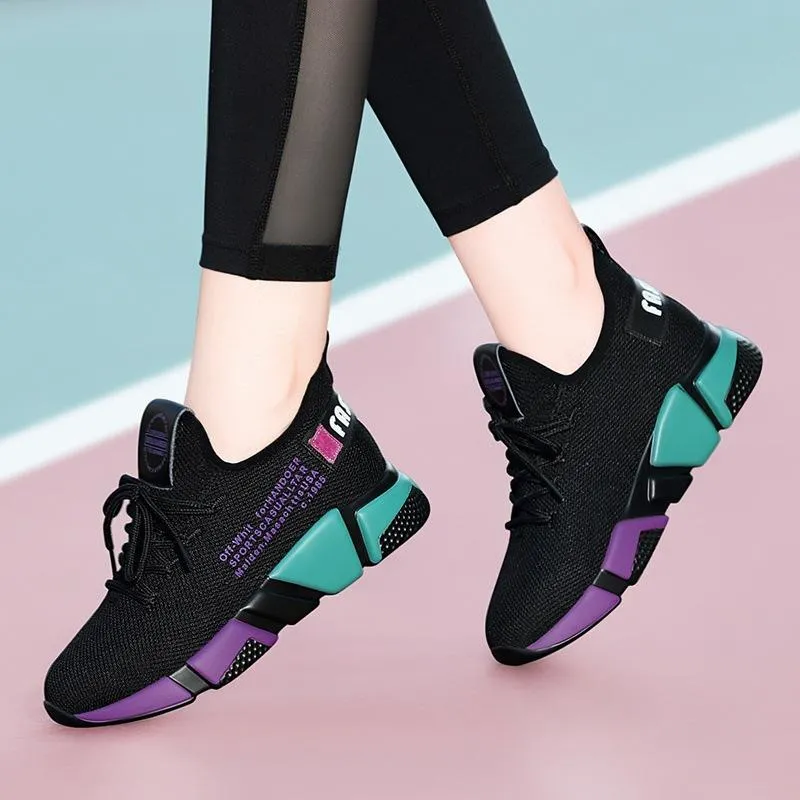 Contrast Color Flyknit Lightweight Tennis Shoes