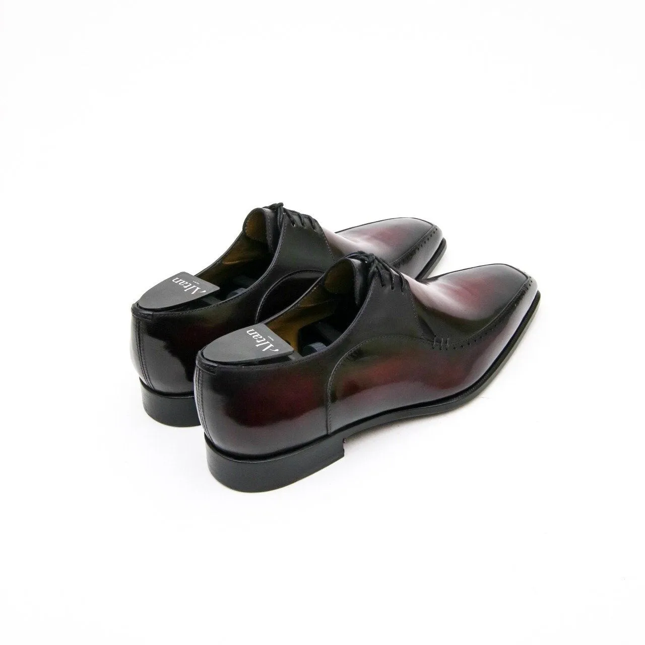 Three Eyelets Derby